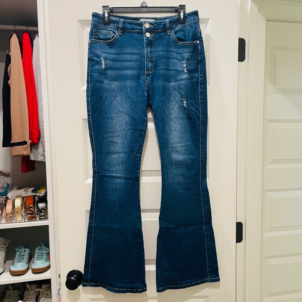 Vipones Flare Wide Leg Jeans with Distressed Details